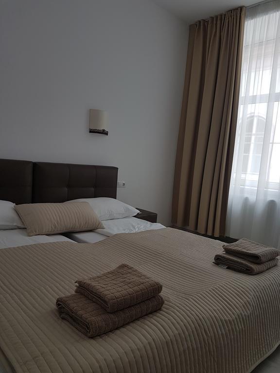 Apartament Teodora Sibiu Leilighet Eksteriør bilde